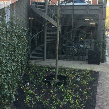 Parkeerdek studentencomplex Clusius